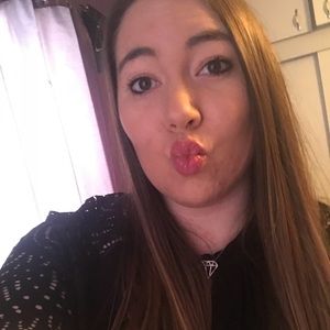 Meet your Posher, Allison